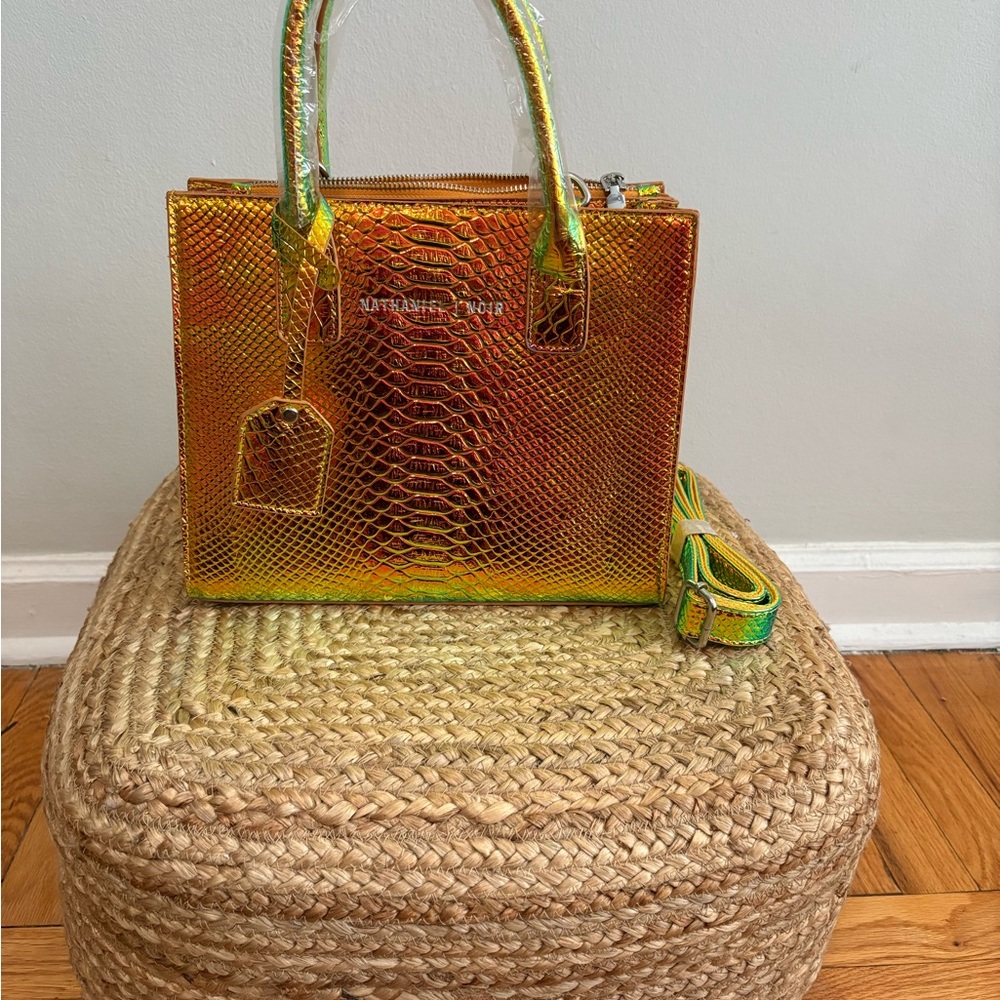 Nathaniel Noir iridescent gold (medium tote) with strap.